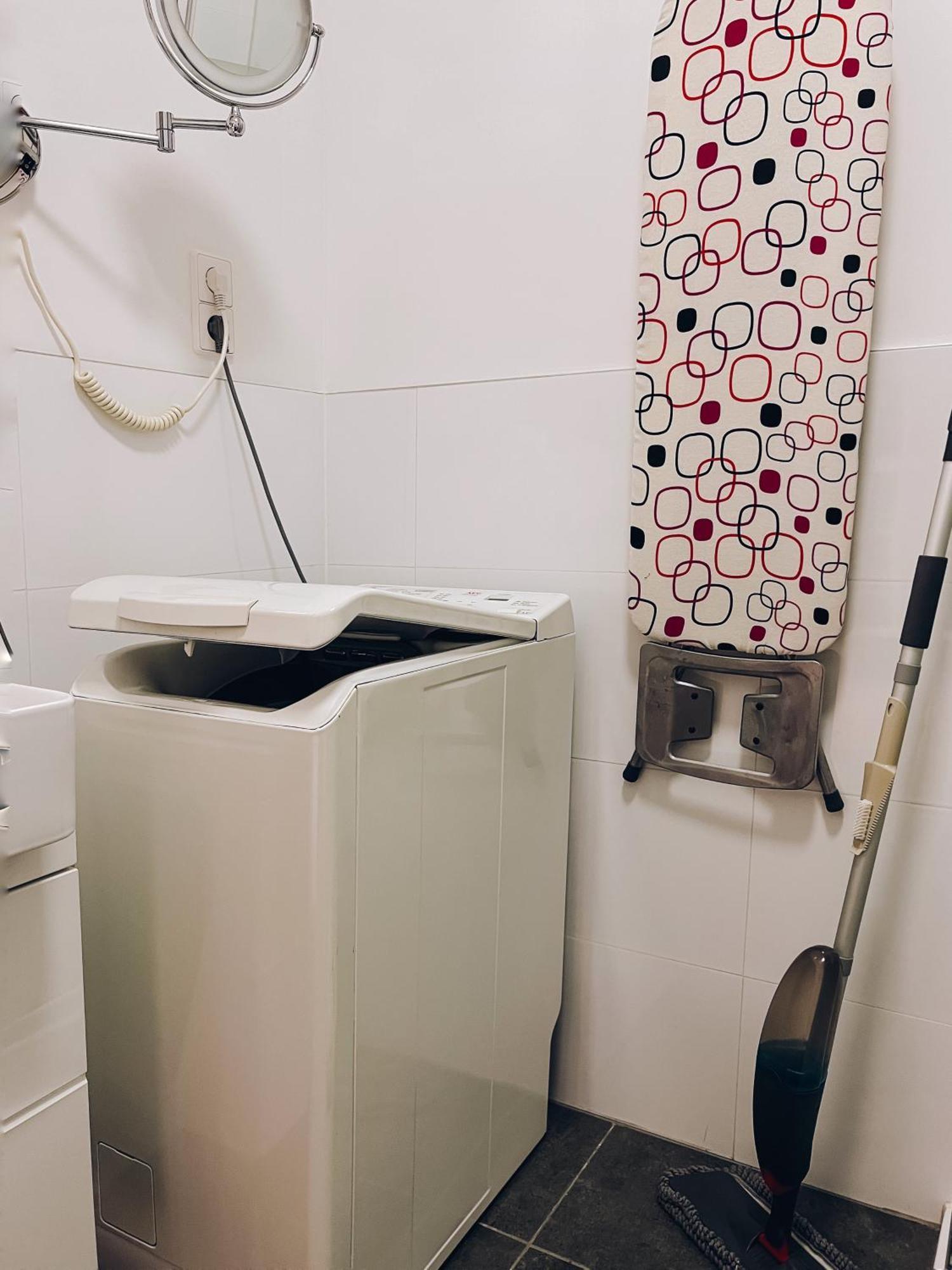 Neuwertiges Apartment Mit Kostenlose Privatparkplatz Auch Fuer Transporter Geeignet R1 Фрайберг-ам-Неккар Экстерьер фото